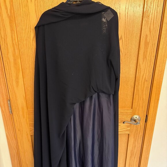 Xscape Navy Blue Gown Size 12 - Picture 7 of 7